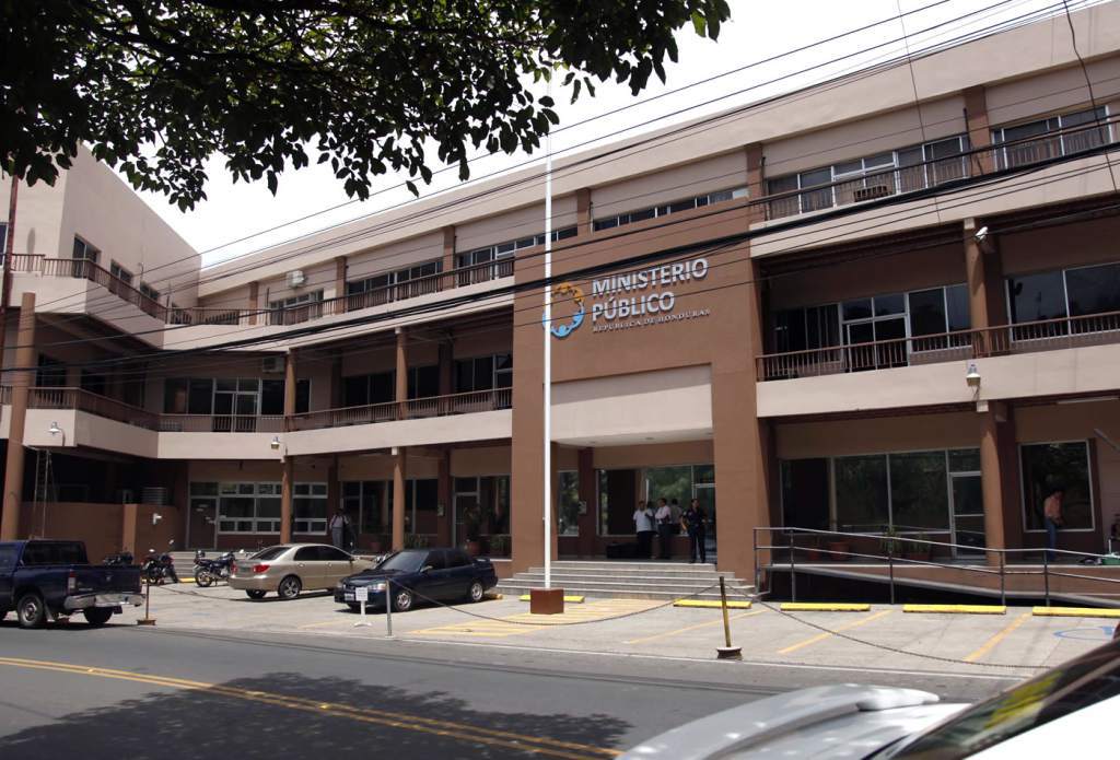 violación al Reglamento Interno
