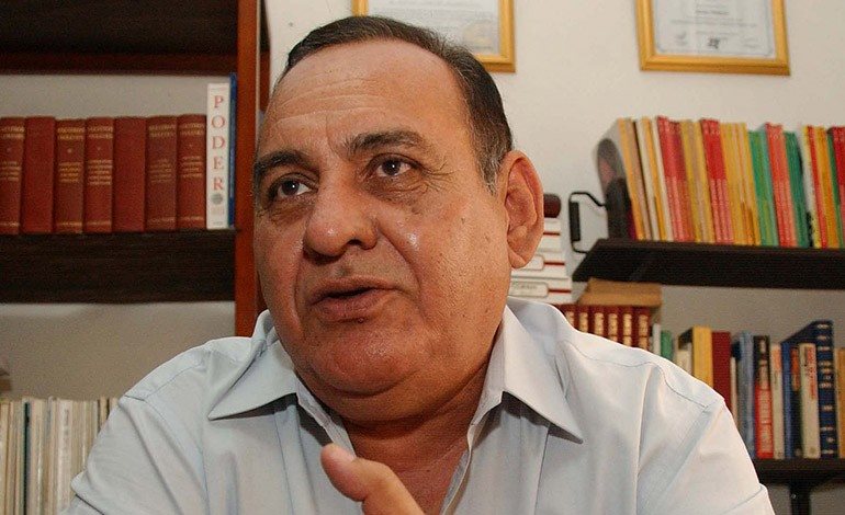 analista Raúl Pineda