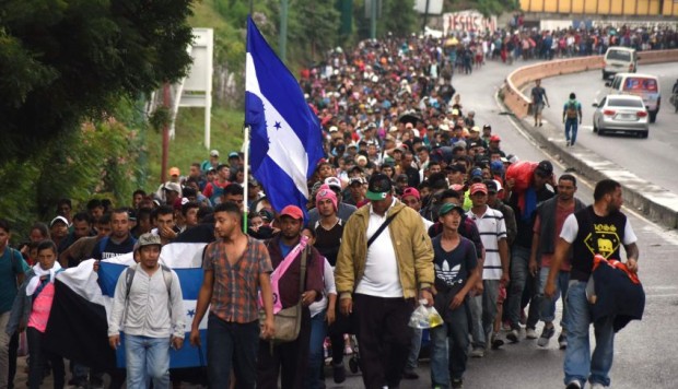 masiva caravana