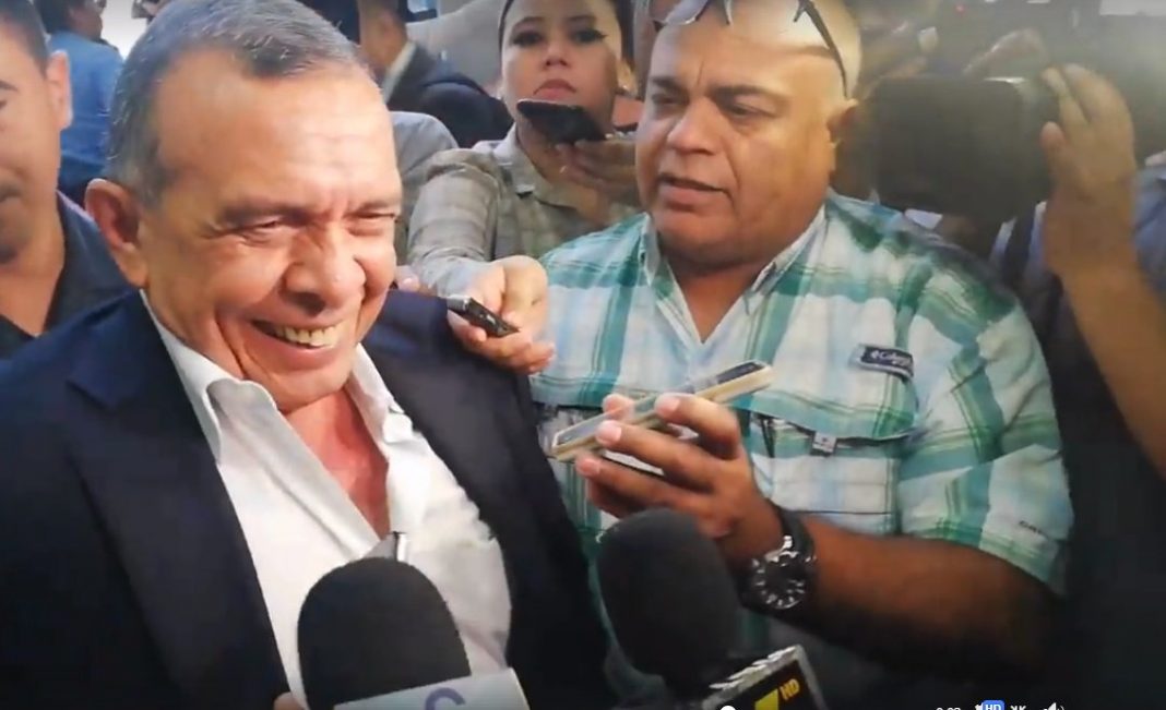 Porfirio Lobo
