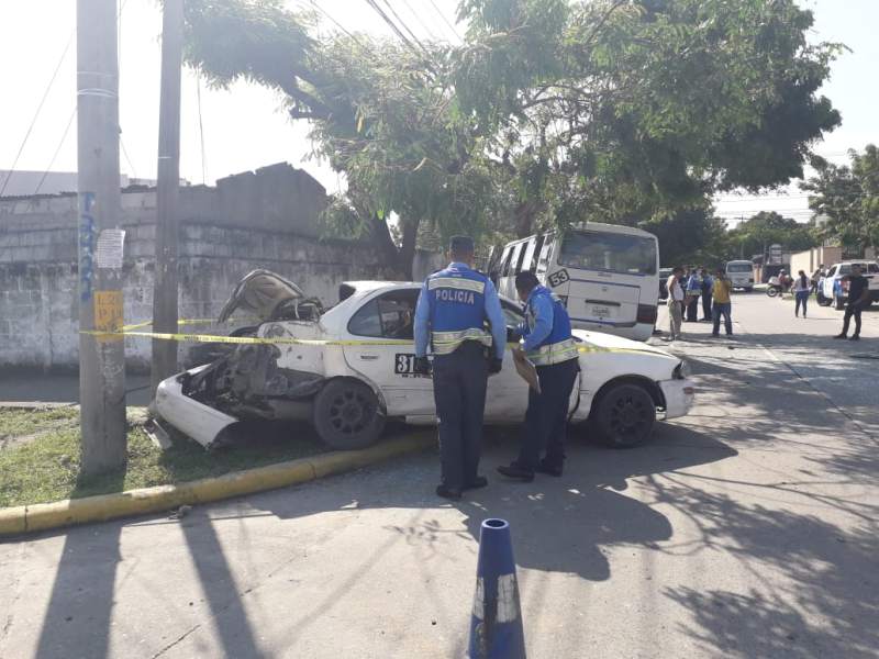 autobús y taxi en Guamilito