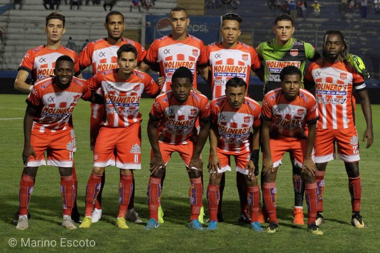 “La Roja” se baja al Marathón y sale con vida del Municipal Ceibeño