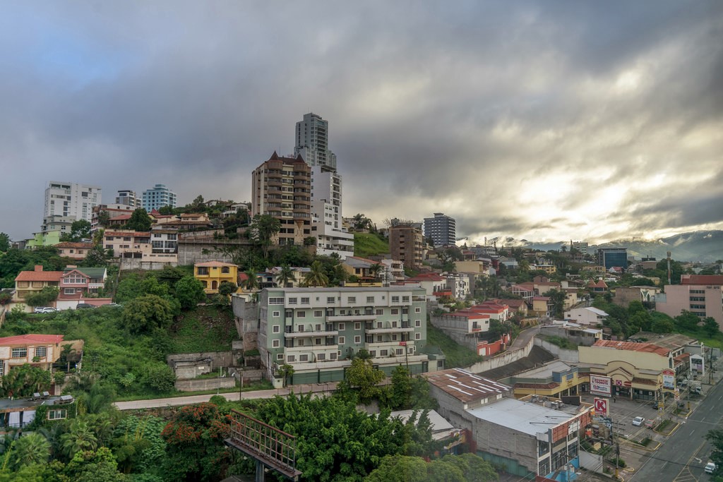 clima de esta tarde