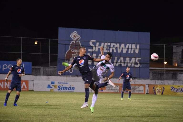 Platense celebra triunfo esperanzador ante Motagua