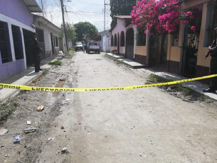 joven asesinado y amarrado