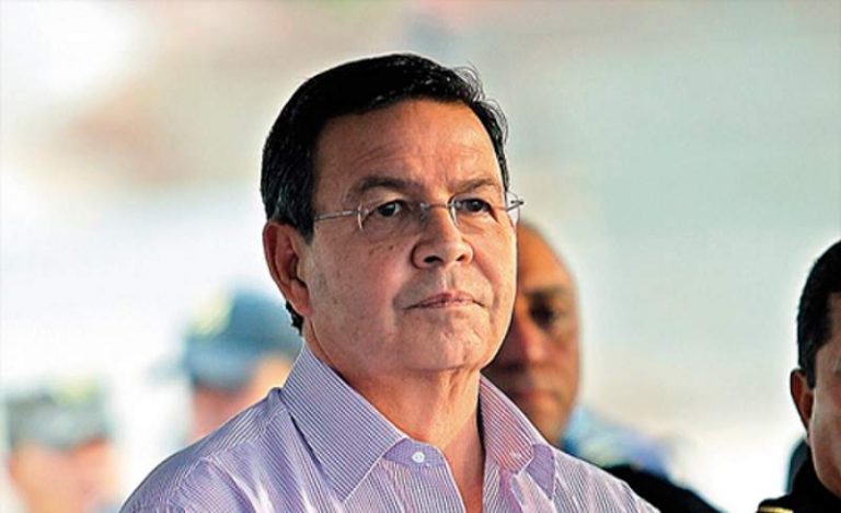 Rafael Callejas hospitalizado