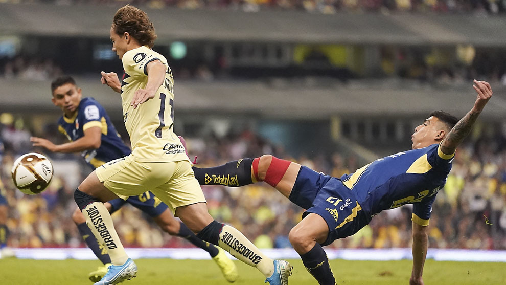 América