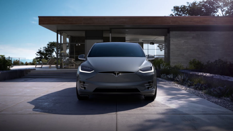 SUV Tesla