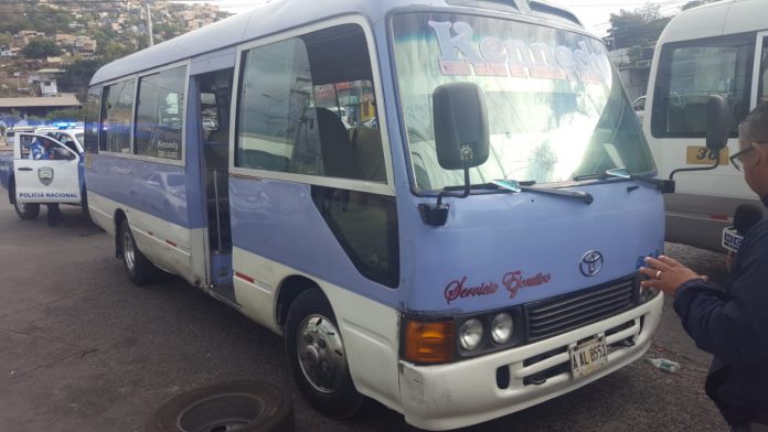 conductor de bus