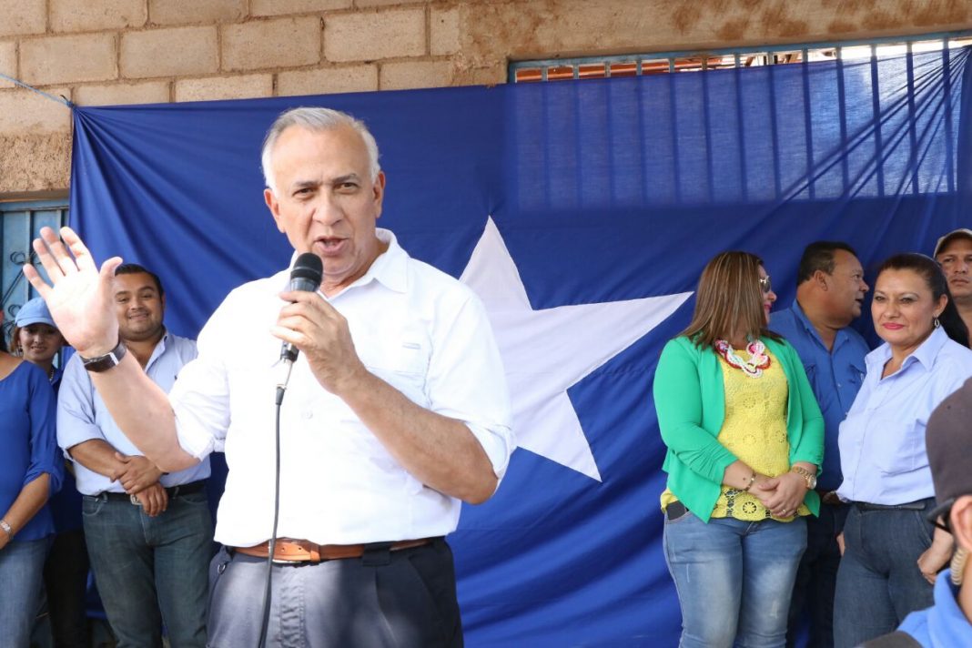 Mauricio Oliva
