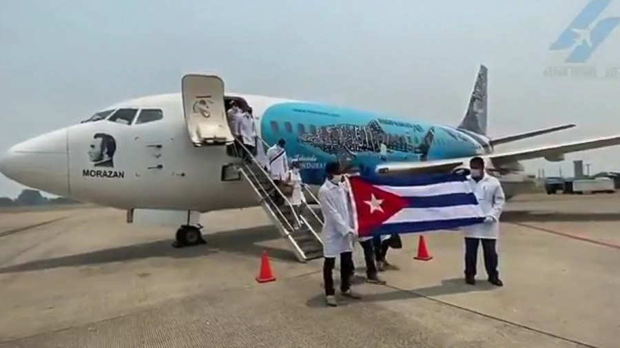 médicos Cubanos