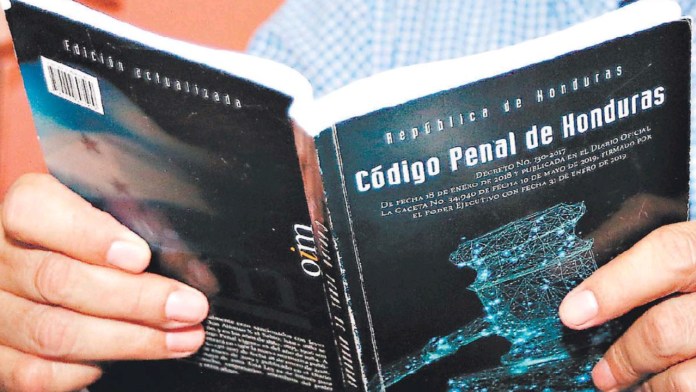 Código