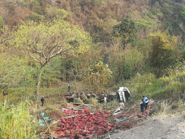 Dos personas muertas y una herida en accidente de Santa Rosa de Copán