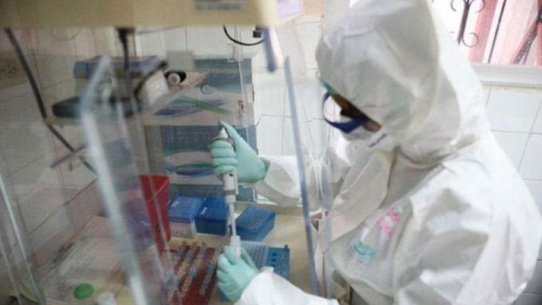 microbiólogos en paro