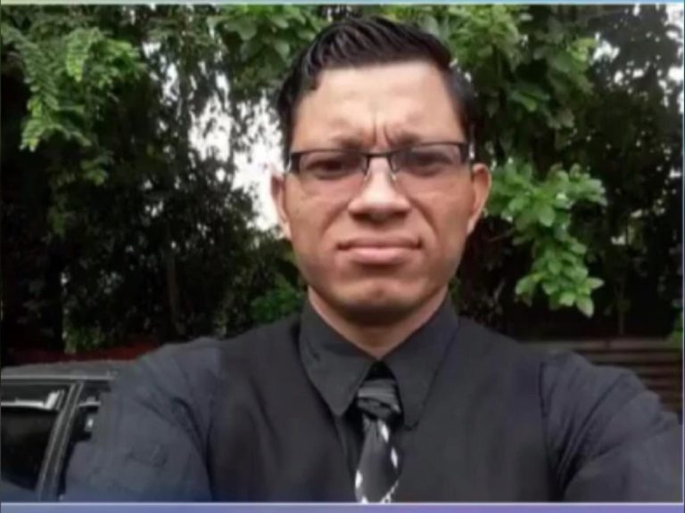 ministro de alabanza