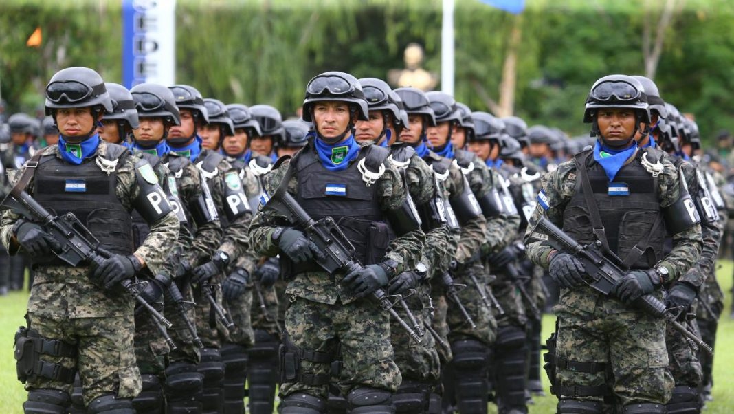 Se reduce el presupuesto a militares