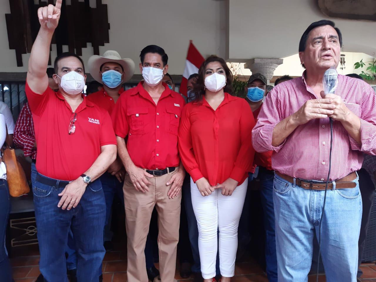 Yani Rosenthal visita Choluteca