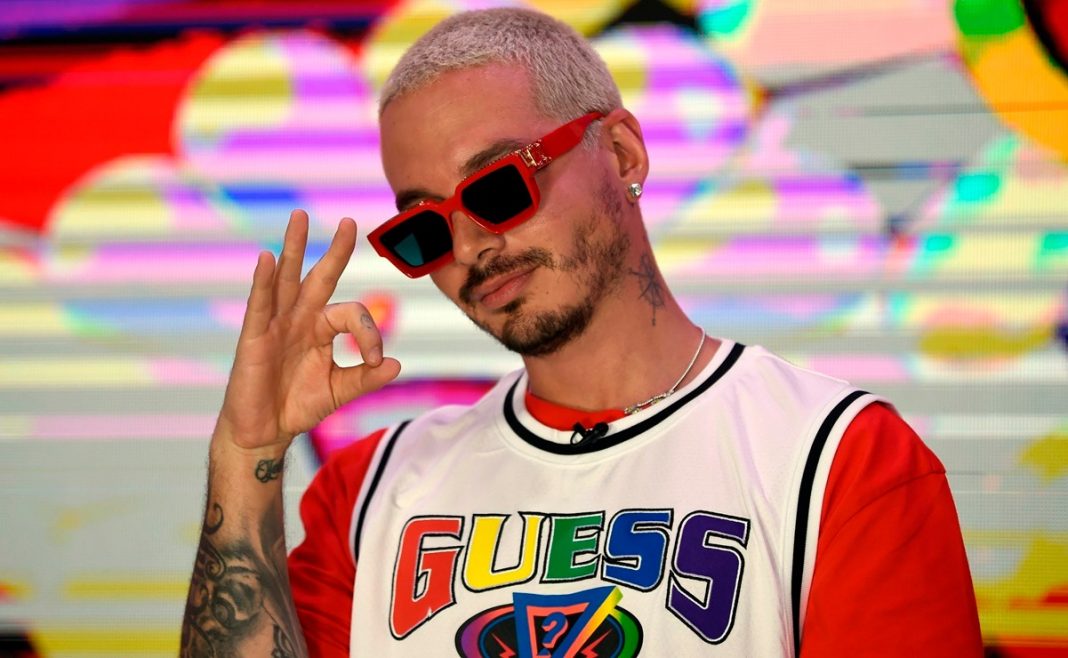  J Balvin preocupó a sus fans con publicación de Instagram y pidió ayuda por todos aquellos que la necesiten, incluyéndose.