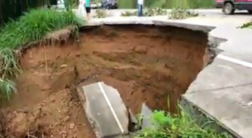 lluvias hundimiento carretera Juticalpa