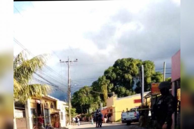 matan dos supuestos asaltantes en La Ceiba.