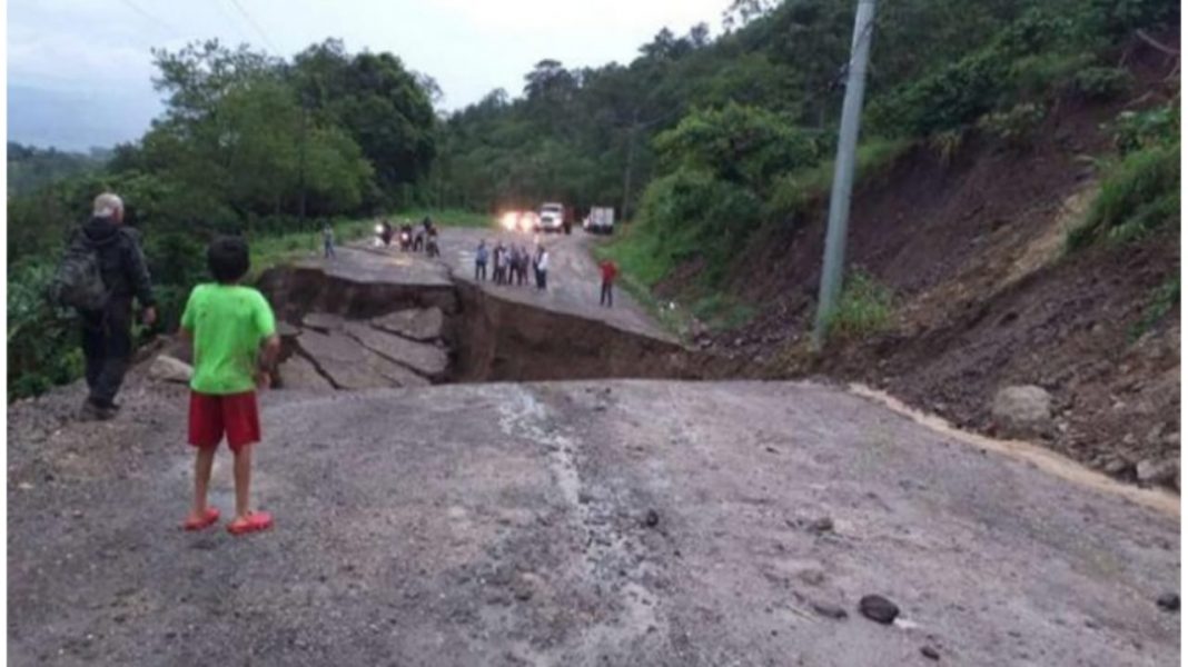 Iota carreteras Honduras