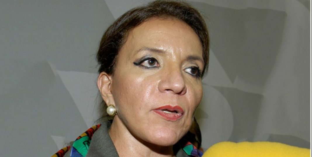 Xiomara Castro maleta Mel Zelaya