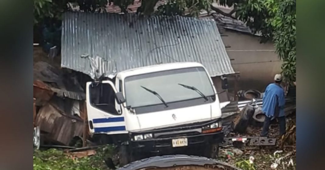 camión AMDC estrella casa