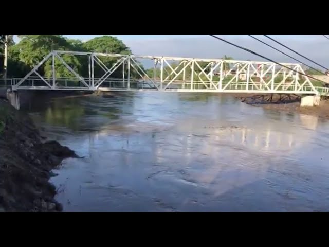 VÍDEOS | ¡Alentador! El agua del río Chamelecón empieza a ceder en La Lima