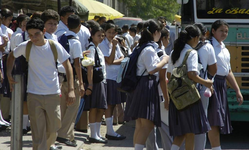 estudiantes inician reforzamientos lunes