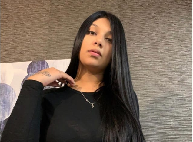 Alejandra Barahona hondureña en OnlyFans