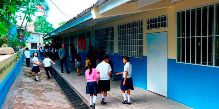 centros educativos focos de infección