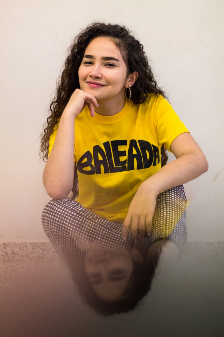 Camisa Baleadas.