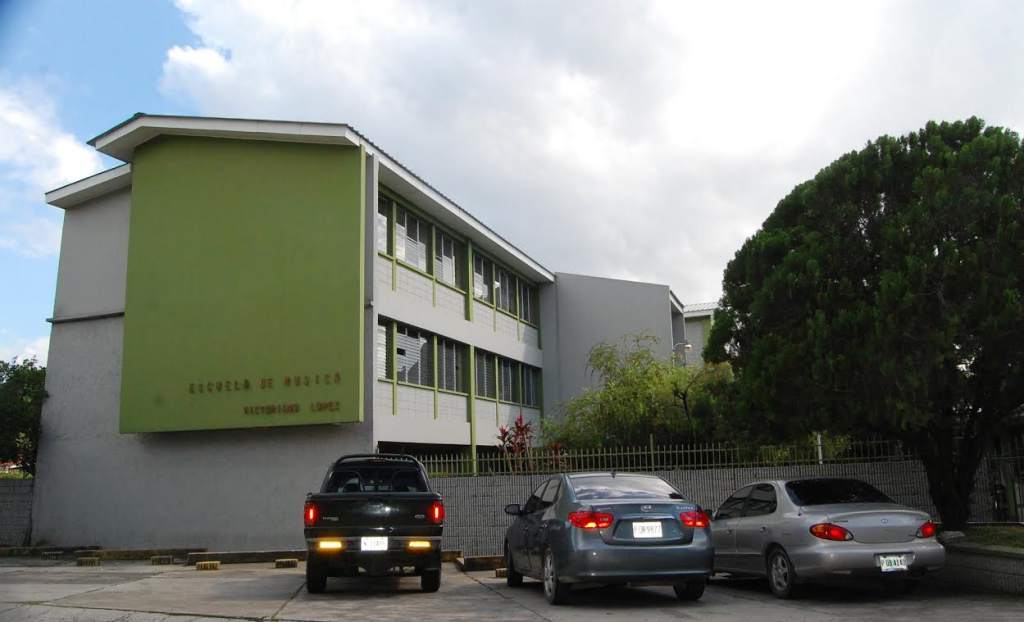 Escuela Victoriano López cierre