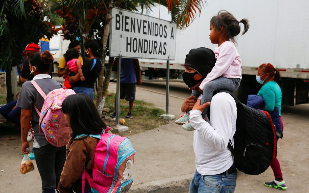 contagio masivo migrantes retornados