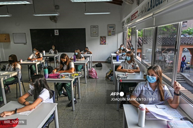 Suramérica regreso clases presenciales