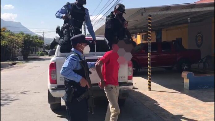 hombre asfixió su mujer