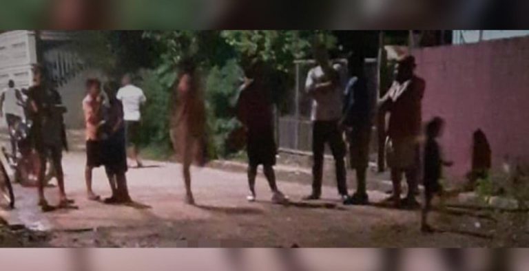 La Ceiba matan dos hombres