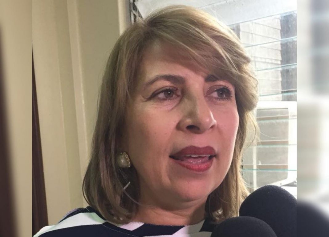 Abogada Irma López