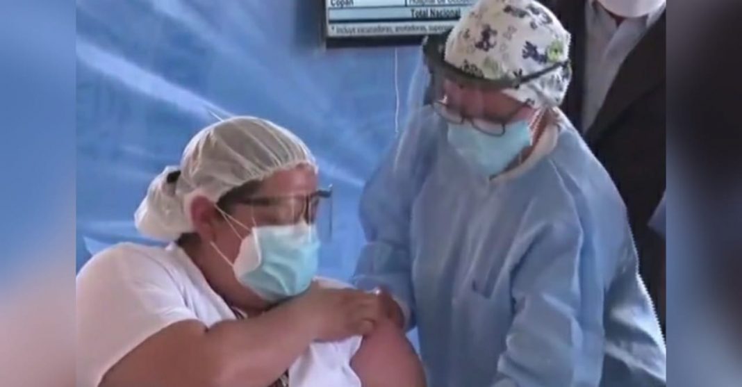 Empleados sanitarios vacunados Francisco Morazán