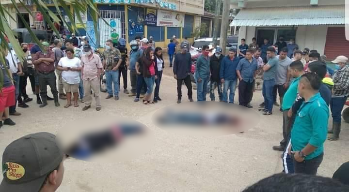 Santa Bárbara acribillan hombres