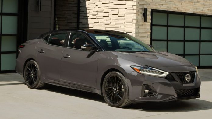 Nissan Máxima