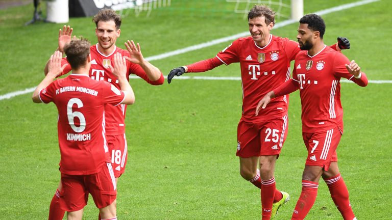 Bayern Múnich vence 3-1 al Bremen y es super líder