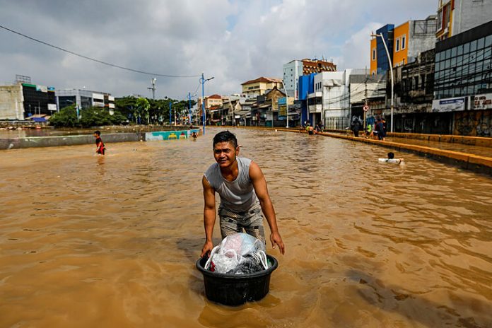 inundaciones en indonesia