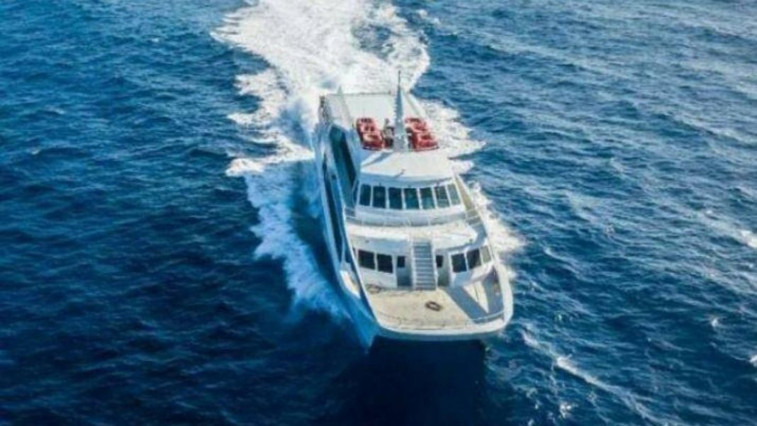 Ferry Utila