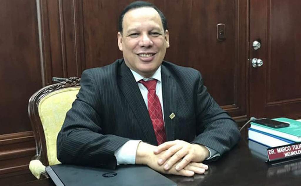 Reconocimiento revista Marco Tulio Medina