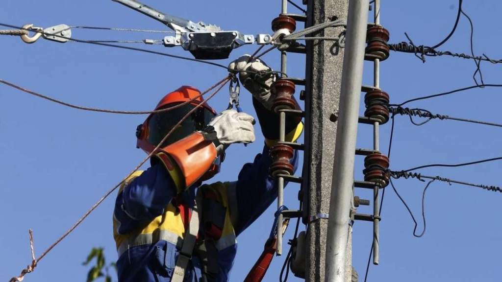 lunes cortes energía eeh