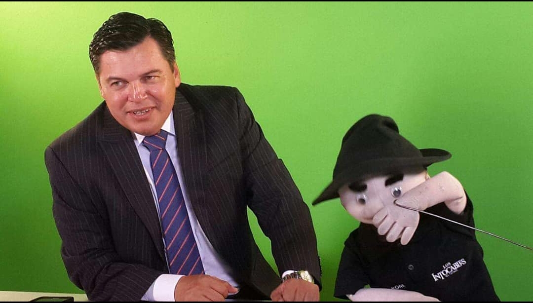 Henry Gómez y "Al Capone".