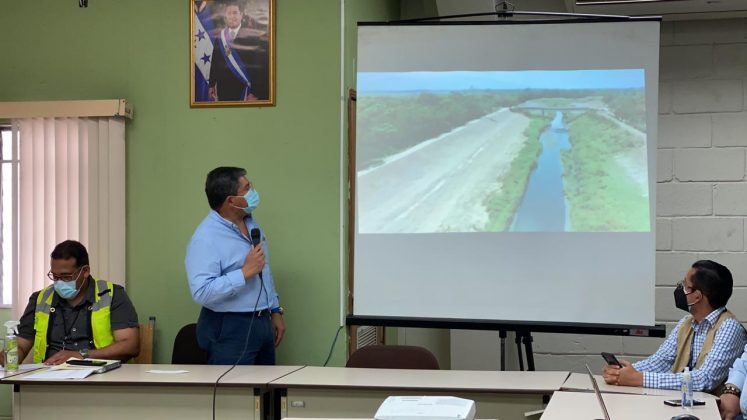 Leonel Ayala construcción bordos