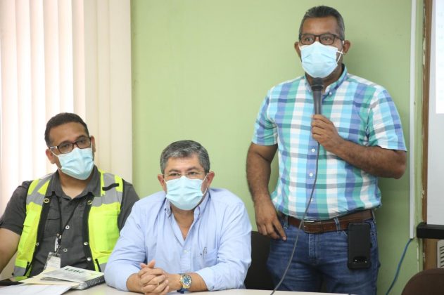 Leonel Ayala construcción bordos