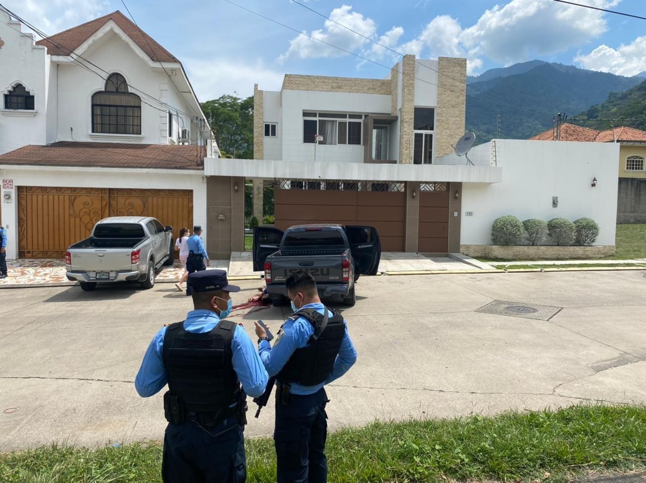 Tiroteo en residencial El Pedregal: matan a hijo del dueño de El Bombazo